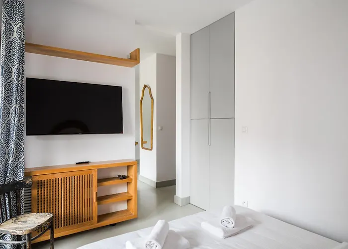 Tolkiena Charming By Bookinghost * Warszawa