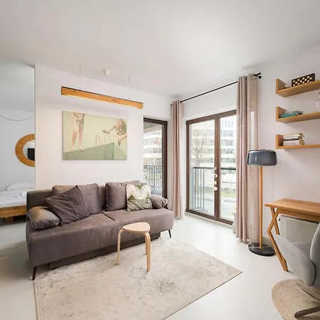 Tolkiena Charming By Bookinghost